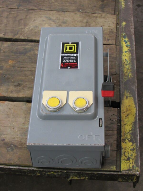 SQUARE D NON-FUSIBLE HEAVY DUTY SAFETY SWITCH HU361 SER E2 30 A AMP 600V 30HP