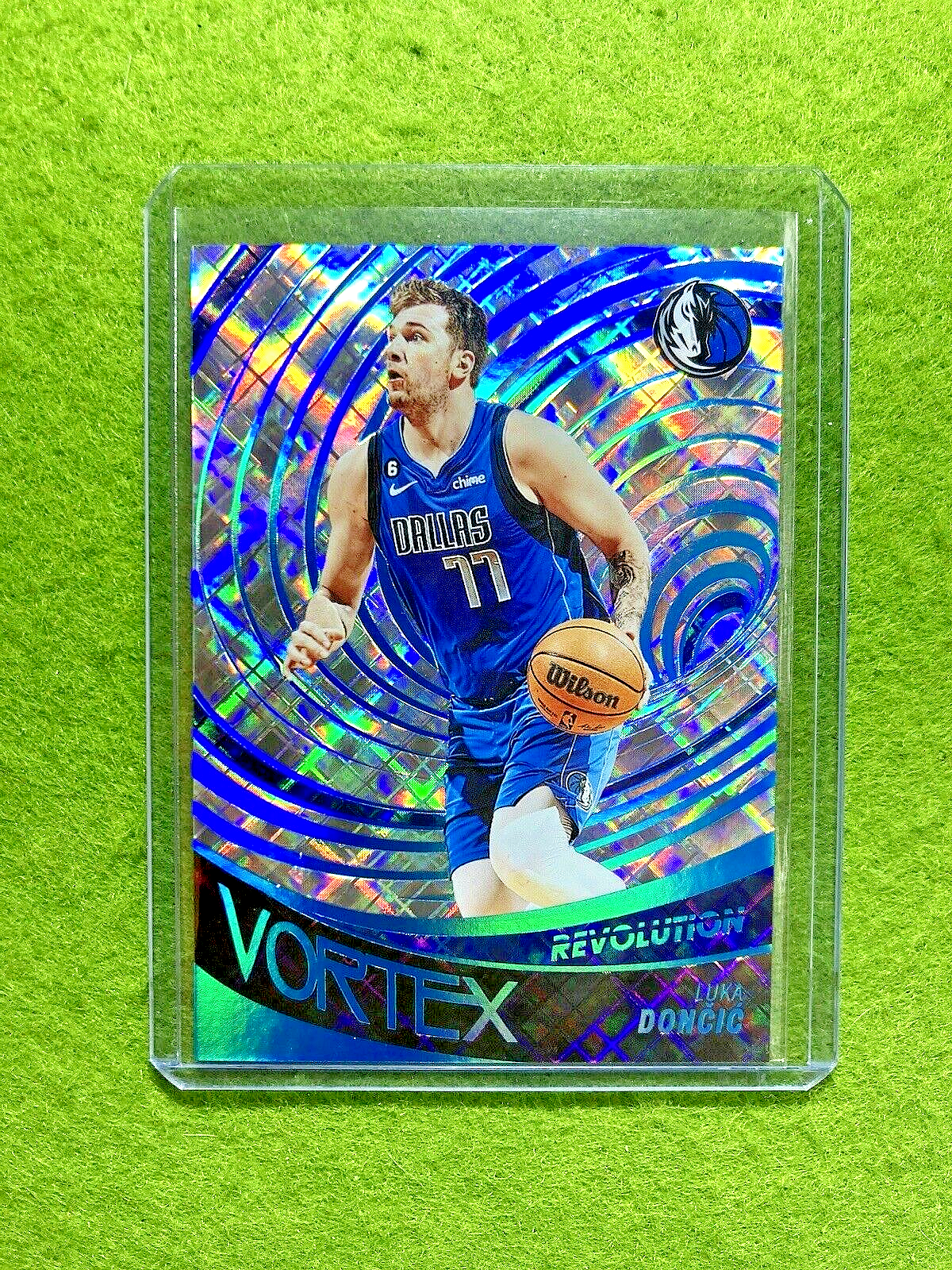 Luka doncic revolution 100シリ 直書きauto Luka doncic revolution 100シリ 直書きauto Luka doncic