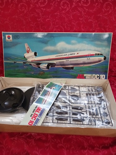 航空機・ヘリコプター JAA DC-10-40 1/200 JA8532 航空機・ヘリコプター JAA DC-10-40 1/200 JA8532 Amazon | B