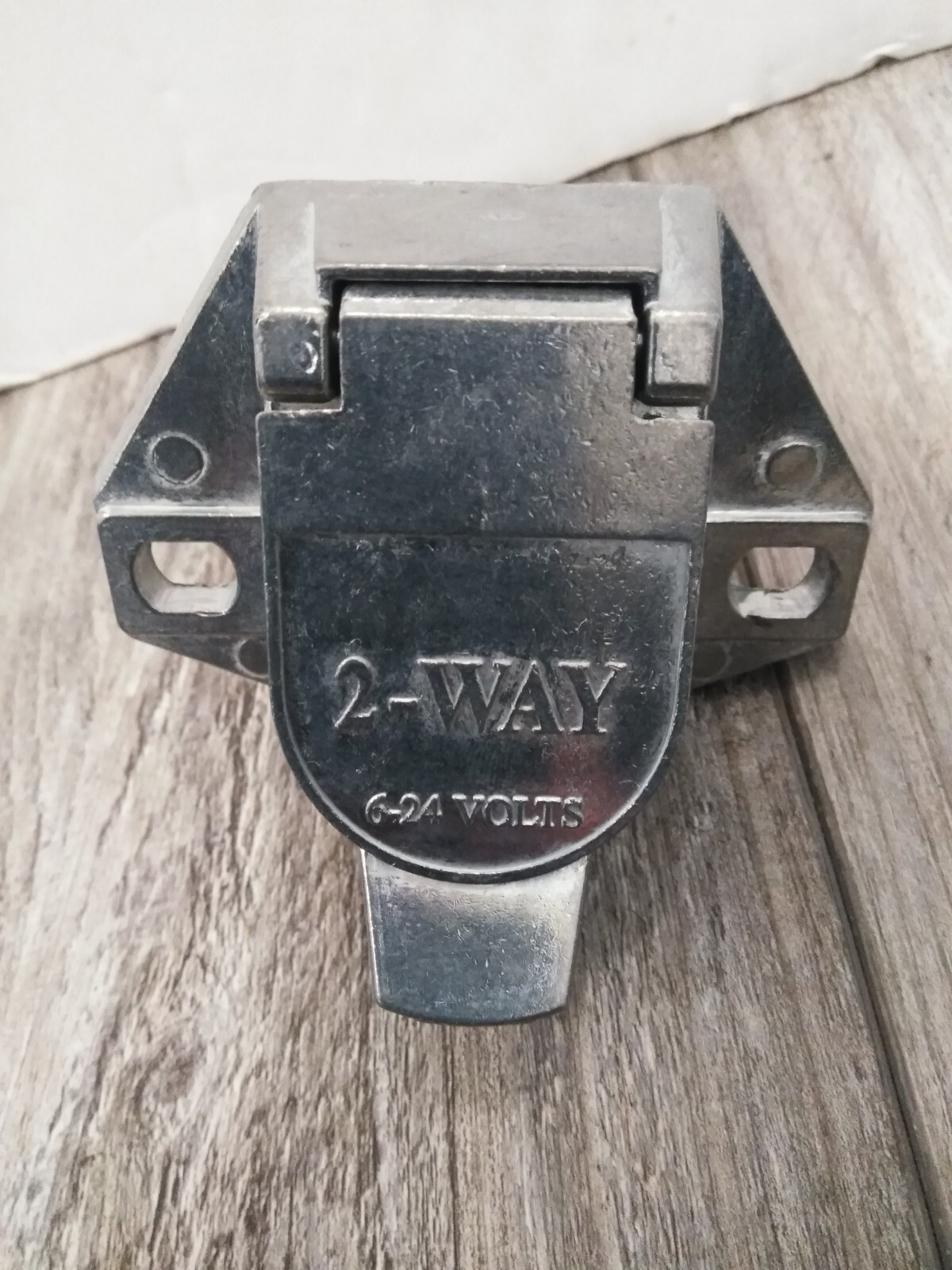 やまかき United Pacific Round 2-Way Male Connector - Split Pin | eBay