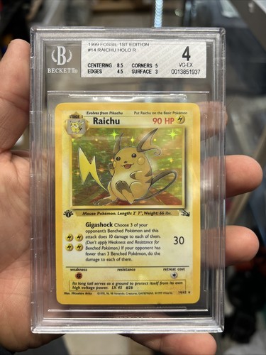 1999 POKEMON FOSSIL 1st Edition RAICHU (HOLO) #14/62 WOTC