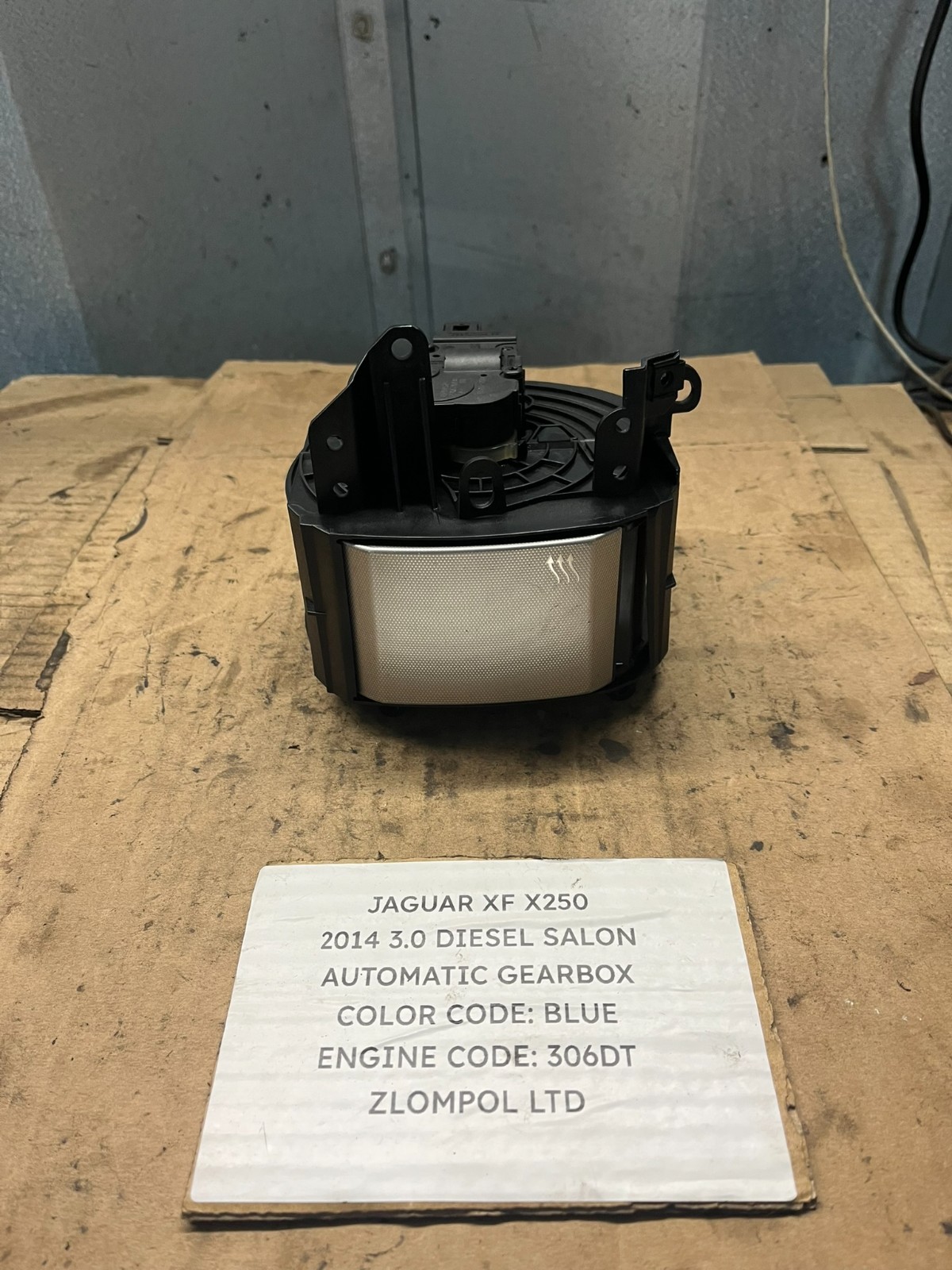 JAGUAR XF X250 2014 3.0 DIESEL Off Side Rear Dashboard Air Vent  DRS6615-209