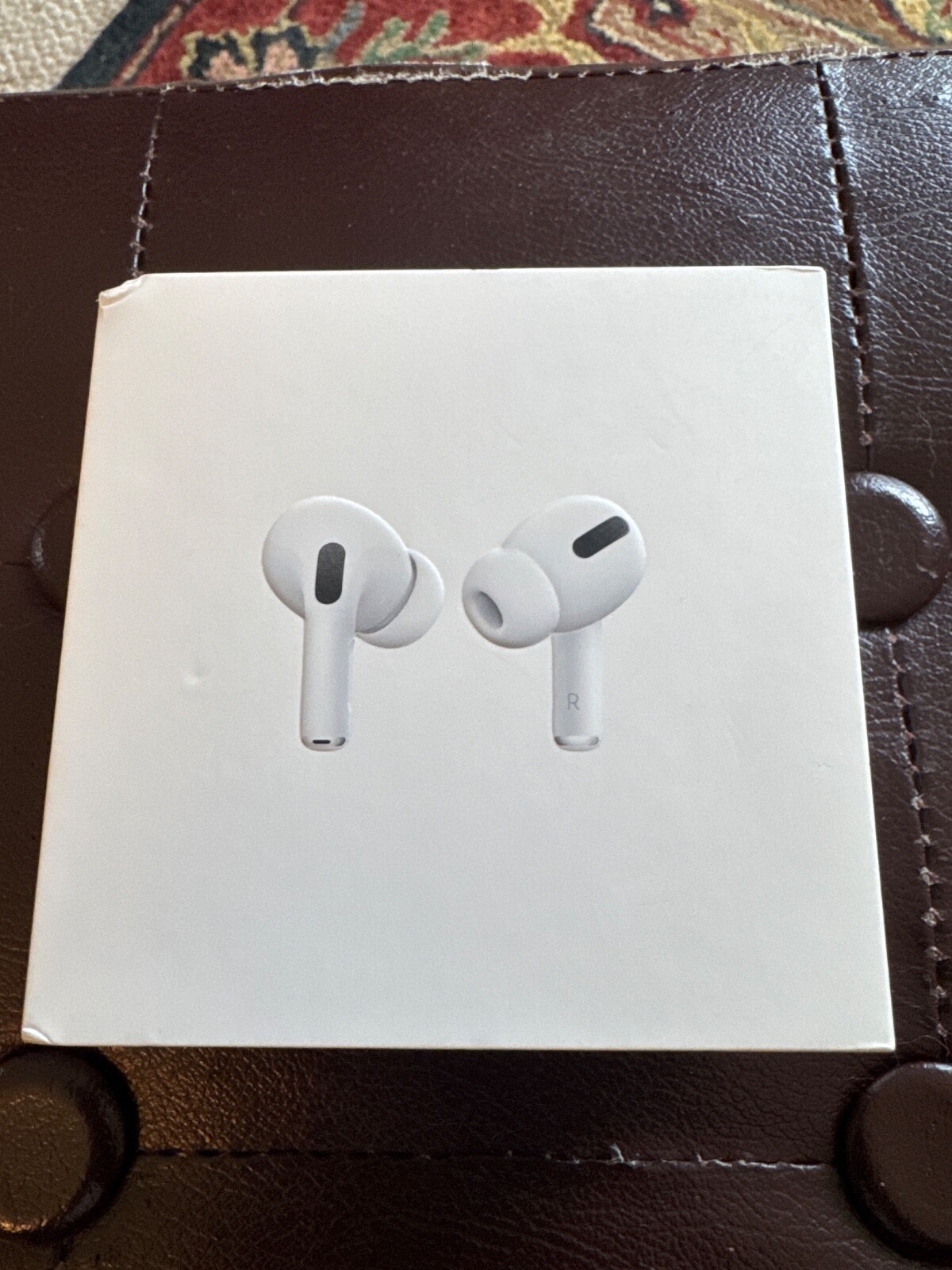 Apple AirPods Pro 1st Gen Wireless Earbuds A2083 A2084