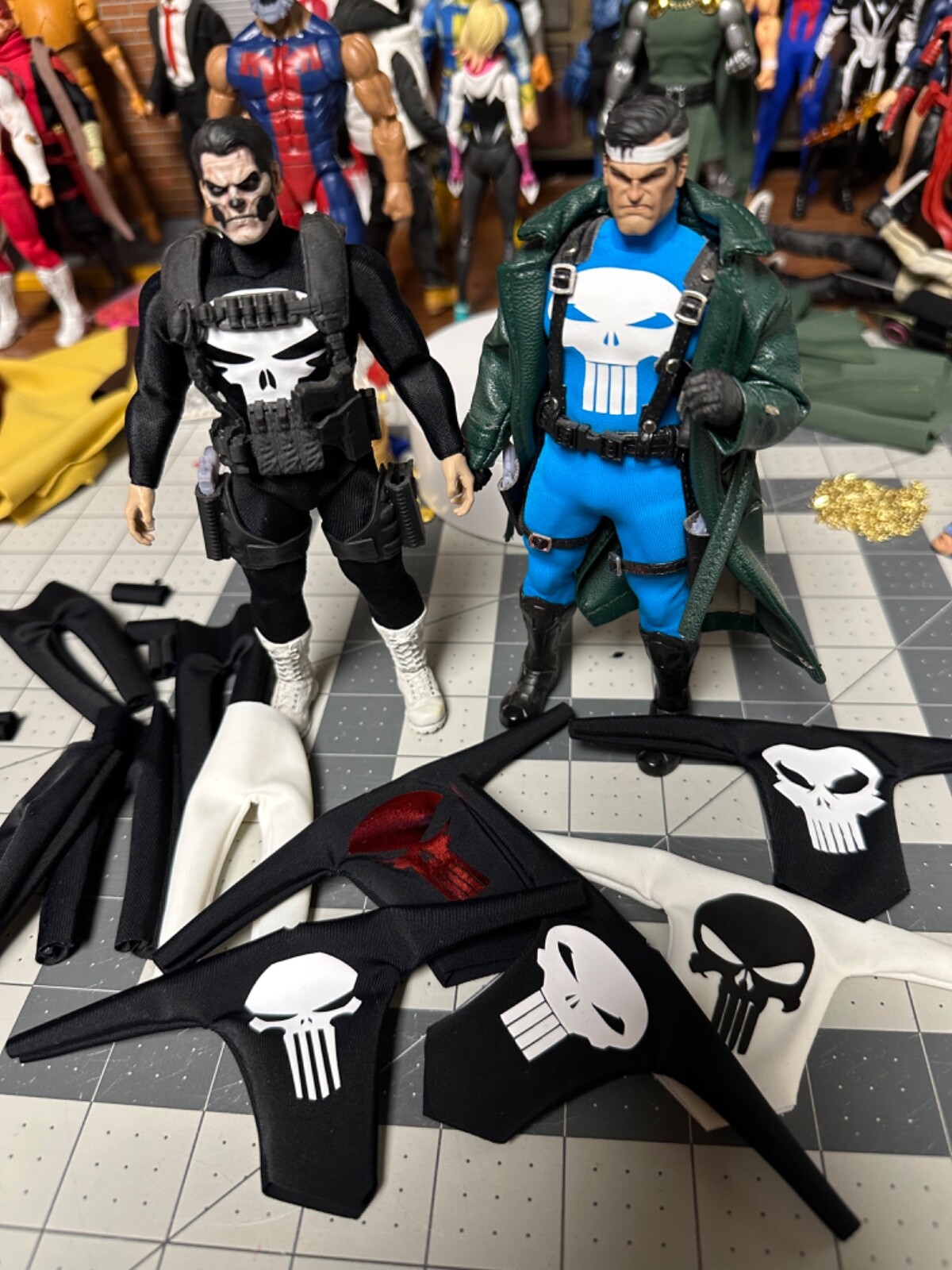 Mezco one 12 punisher suits multiple options | eBay Mezco one 12 punisher suits multiple options | eBay