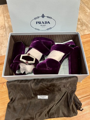 【関税&送料込】Prada Tyrian Purple Suede Sandals Prada Heels Size 36. 5 EU - Purple Suede