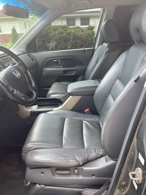 image 2 of interior