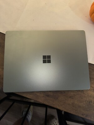 Microsoft Surface Laptop 5 13.5'' (512GB SSD, Intel Core i5 12th Gen., 4.40 GHz,