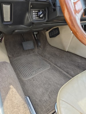 image 7 of interior