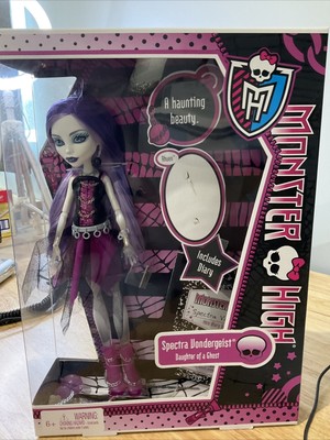 MONSTER HIGH Spectra Vondergeist NEW 1st Wave 2010 Doll Ghost Ferret Rhuen RARE