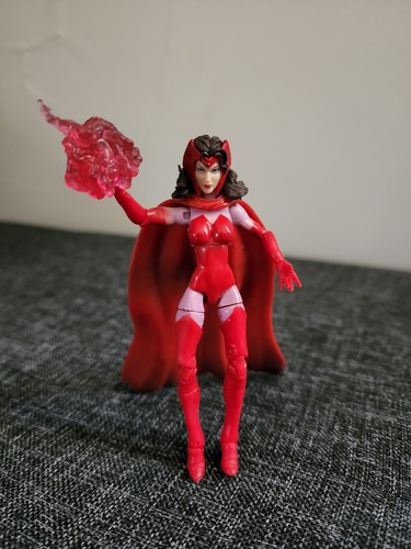 MARVEL SCARLET WITCH フィギュア Amazon.com: Hasbro Marvel Legends - Scarlet Witch - Doctor