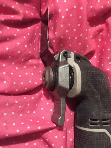 PORTER CABLE 20V MAX* Lithium Oscillating Tool (Tool Only) PCC710 NO BATTERY ??