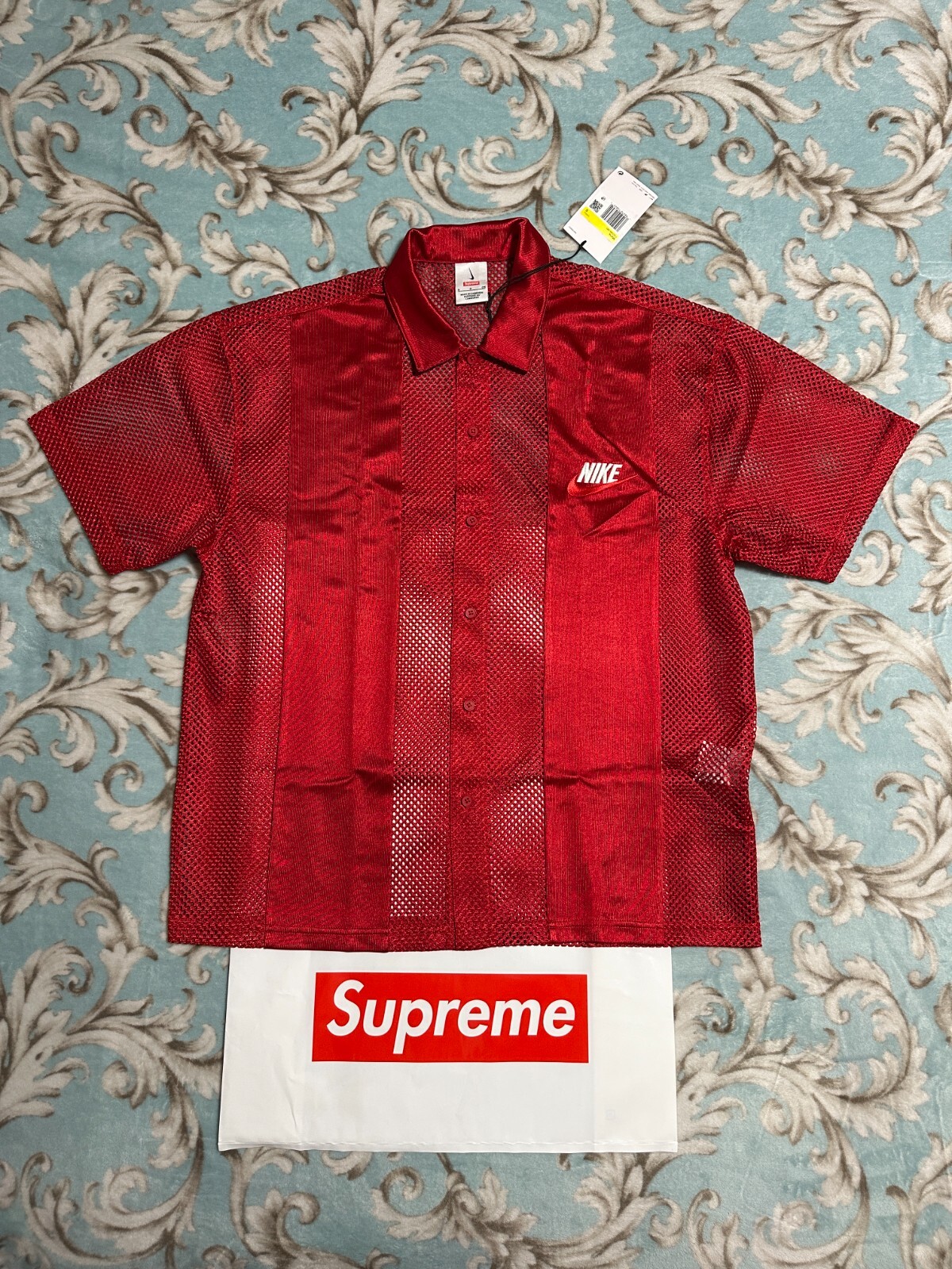 Supreme x Nike Mesh S/S Shirt Red Lサイズ Supreme Nike Mesh S/S Shirt Red — United Kicks