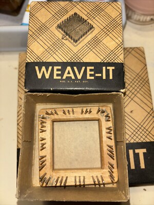 Vintage Weave - IT Hand Held Weaving Loom By The  Donar Product Corp.  2 Inch