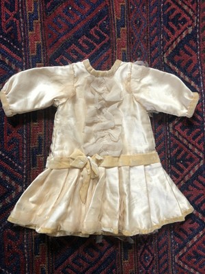 3382* robe pour poupée ancienne jumeau ?? à voir