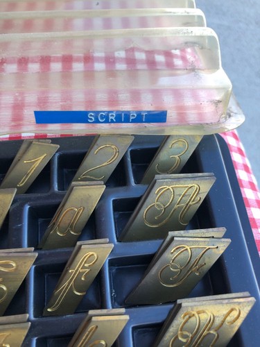 New Hermes 35-344 DBL Line Ornament Connecting Script Brass Engraving  Set