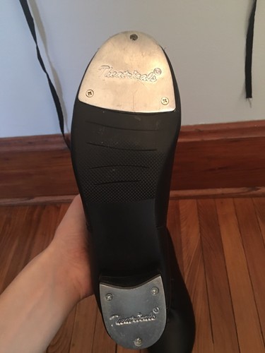 Women’s Black Tap Shoes Size 7 Theatricals Full Sole