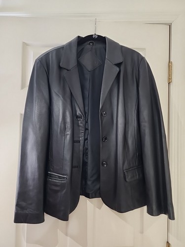 Laura jackets 2025 on sale