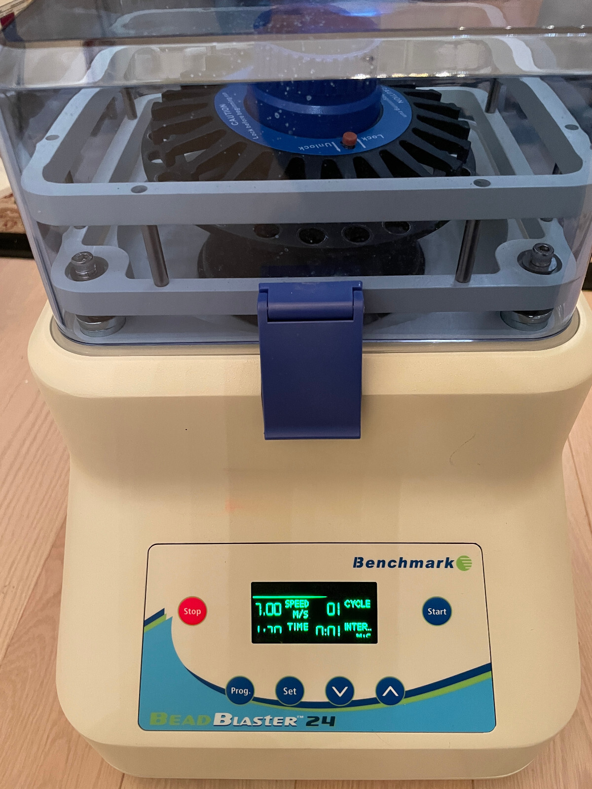 Benchmark Scientific D2400 Bead Blaster 24 Microtube