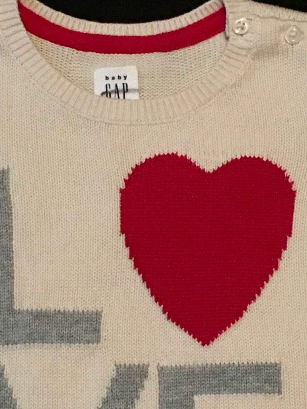 NEW Baby GAP Infant LOVE HEART Sweater 12, 18, 24 month Retails $34.95
