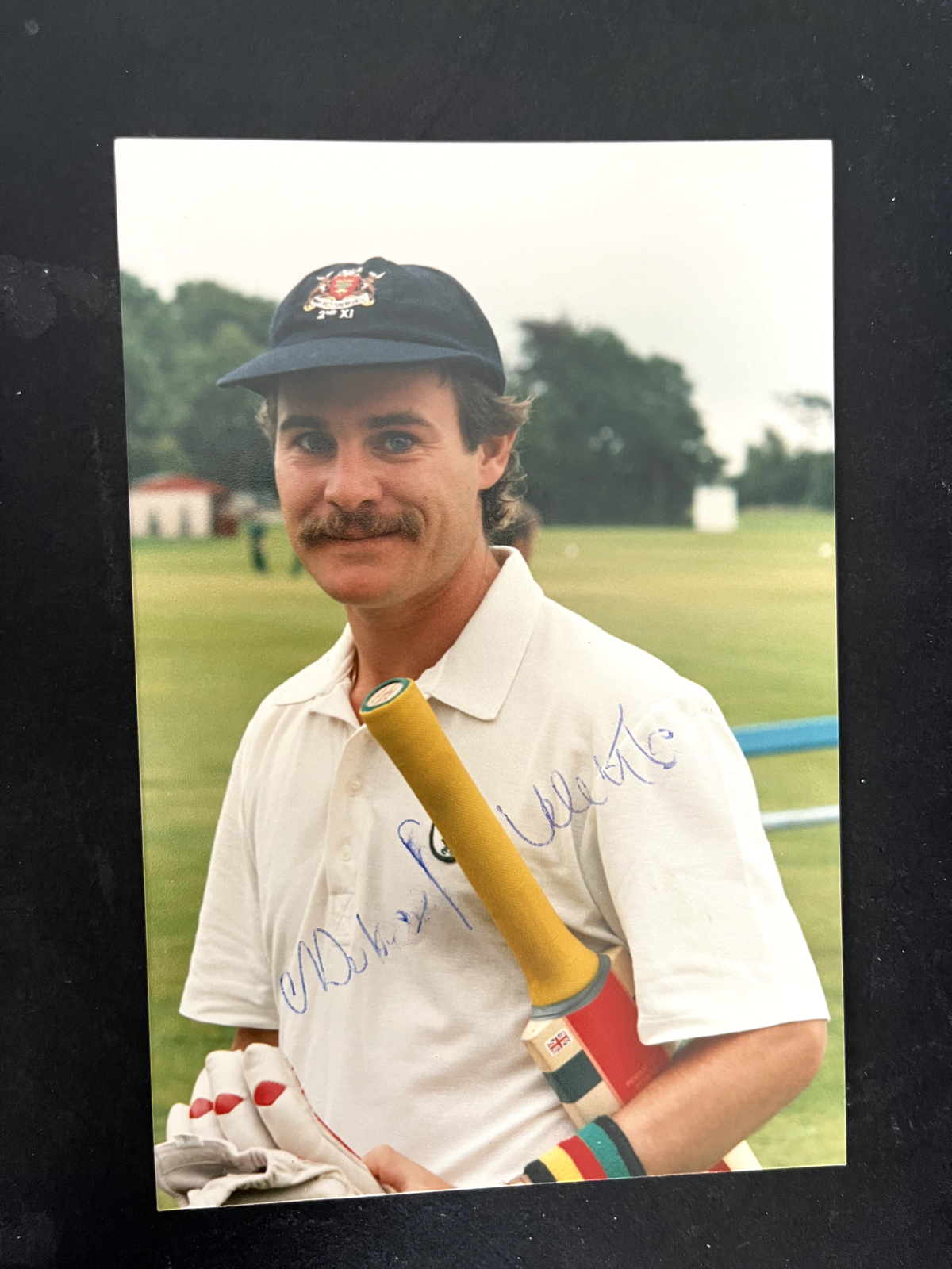 MIKE VELETTA - FORMER AUSTRALIAN CRICKETER - EXCELLENT SIGNED PHOTO