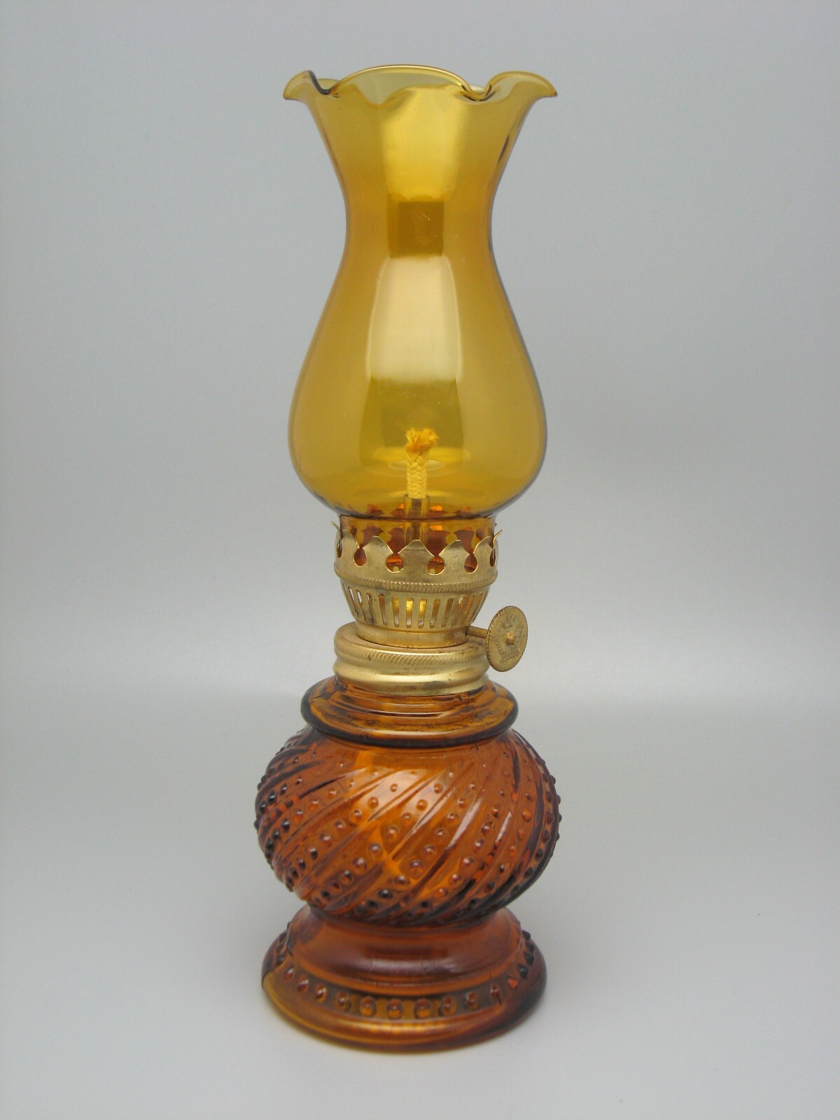 VINTAGE 8" JAPAN MINIATURE OIL LAMP AMBER Glass Lantern w/Shade EUC w/ WICK