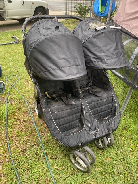 city select side by side