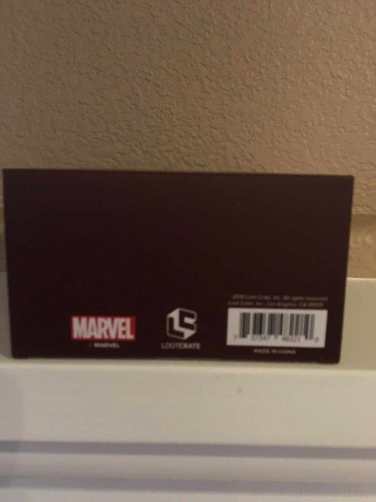 New in Sealed Box Lootcrate Exclusive Captain Marvel 3D Comic Standee 2019 17+