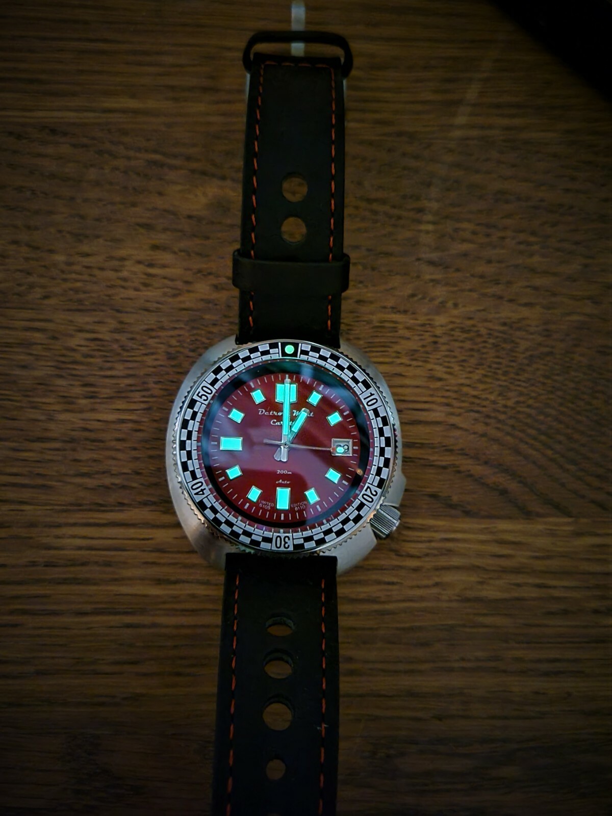 Pre-owned Detroit Mint Rally Diver Red Light Automatic Watch