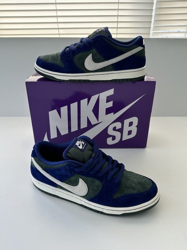 NIKE SB DEEP ROYAL BLUE DUNK LOW (SIZE 9) (HF3704-400