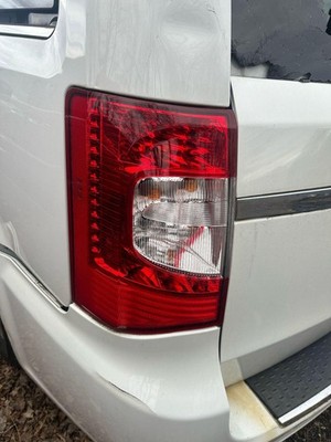 11 12 13 14 15 16 CHRYSLER TOWN CNTRY Tail Light Assembly Driver Side Left