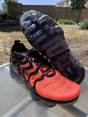 28.5 NIKE AIRMAX VAPORMAX PLUS BOW10 ナイキ NIKE AIR VAPORMAX PLUS Sz 10.5 BLK/NEON VOLT tn max 1 90 95