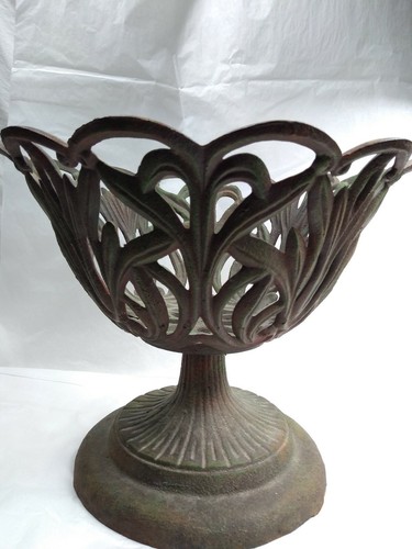Antique Cast Iron Outdoor Planter Open Leaf Pattern Natural Patina