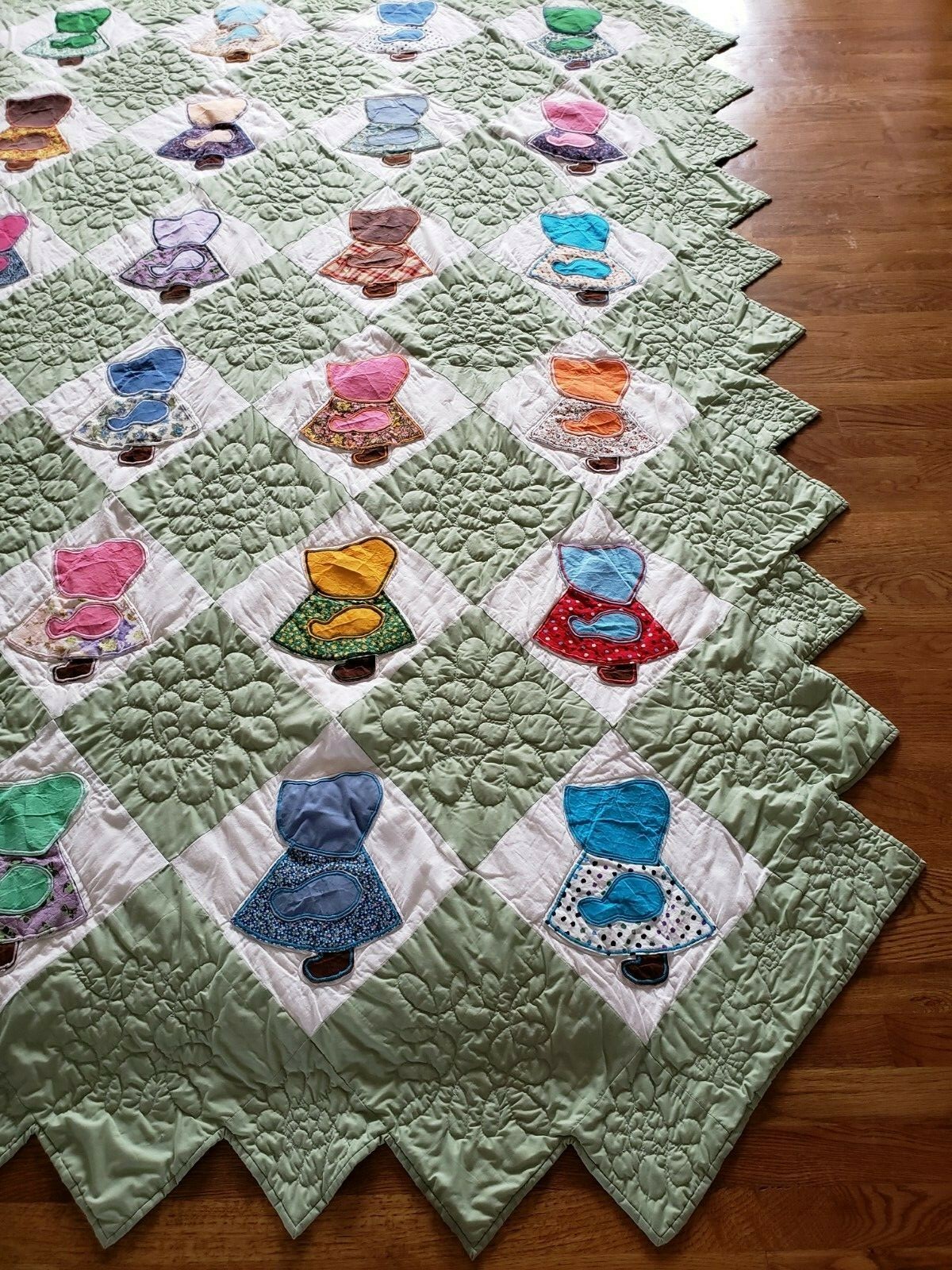 Vintage Sunbonnet Sue Quilt Never used 112