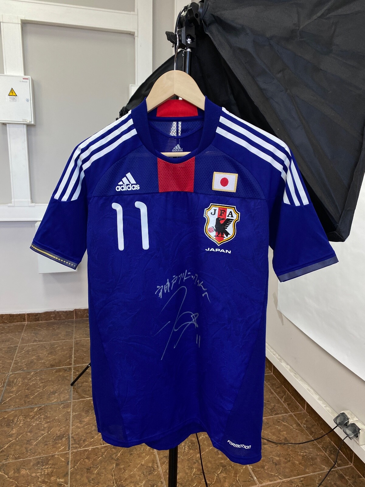 Yamaha サッカーユニフォーム Watanabe 9 YAMAHA サッカーユニフォーム WATANABE 9 9が、、、泣ける