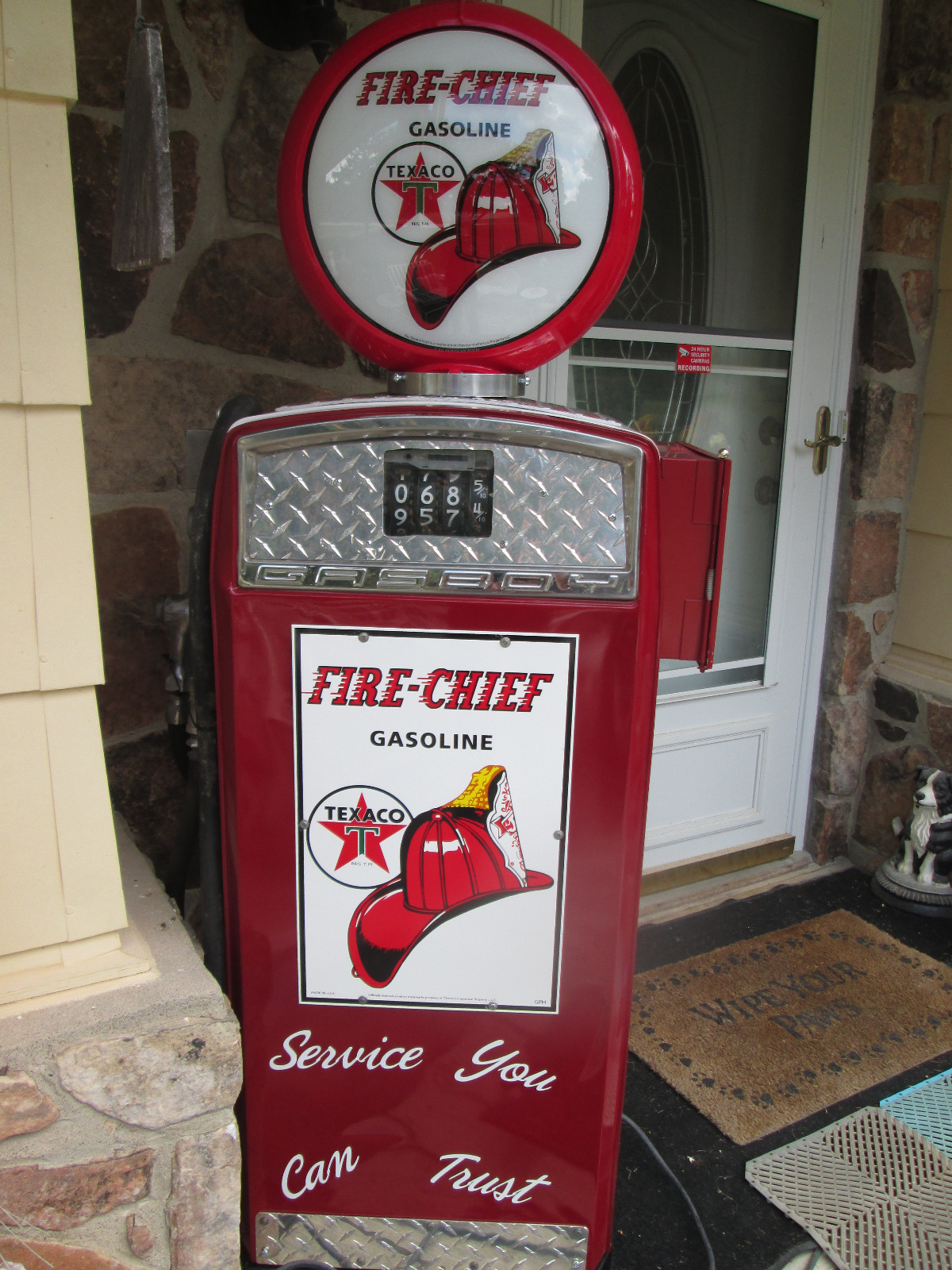 Gas Boy Keytrol Gas Pump  [Texaco Fire Chief ] Lighted Globe,  Display only