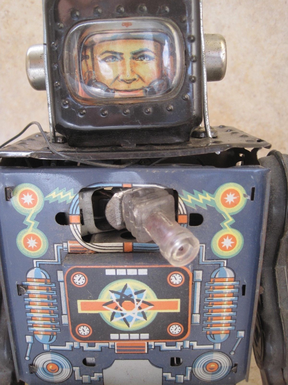 Vintage 1960's Horikawa Super Fighting Spaceman Robot tin walking toy antique JP