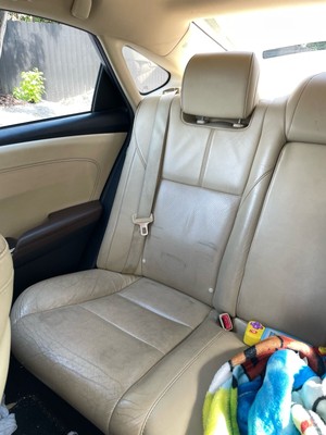 image 6 of interior