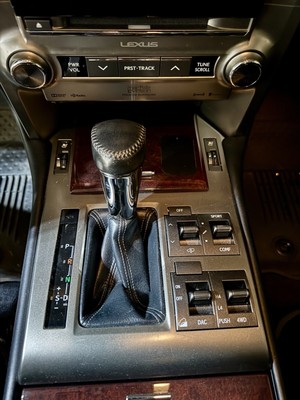 image 4 of interior