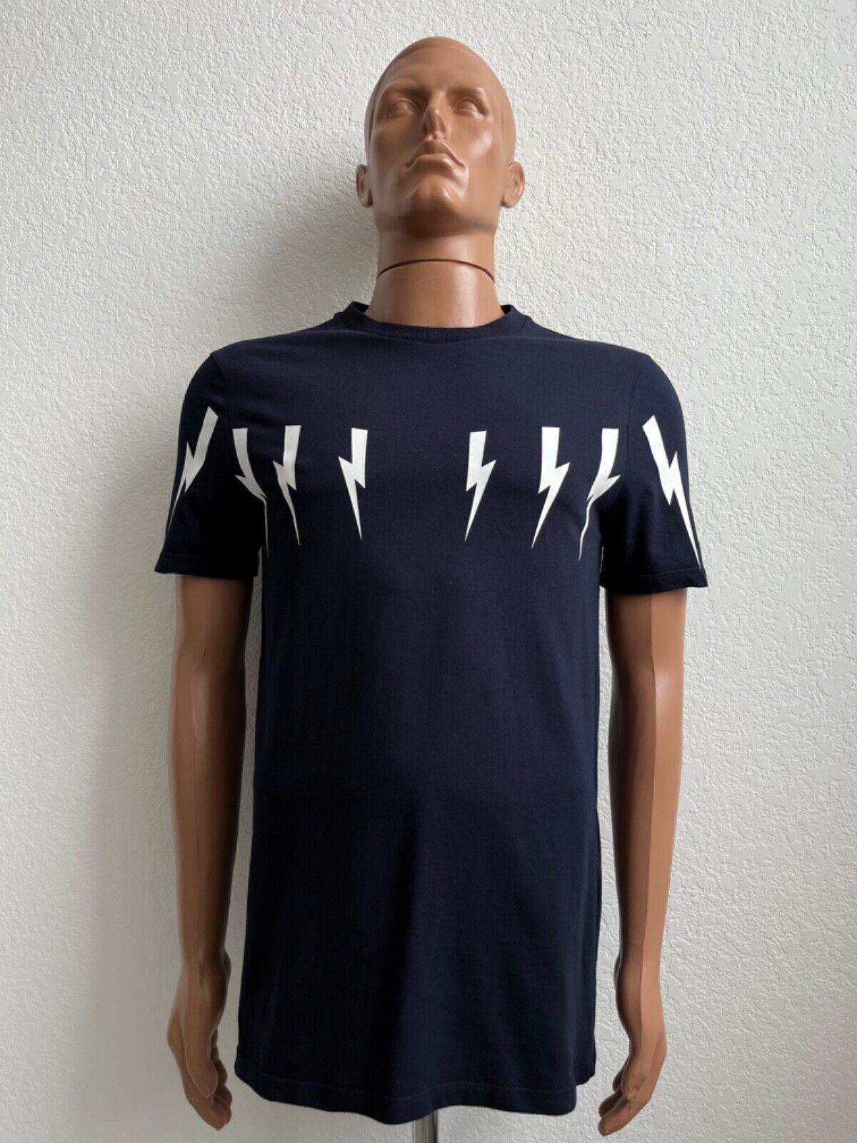 Neil Barrett Mens Slim Fit Lightening Bolt Navy Blue T Shirt Neil Barrett Mens Slim Fit Lightening Bolt Navy Blue T Shirt