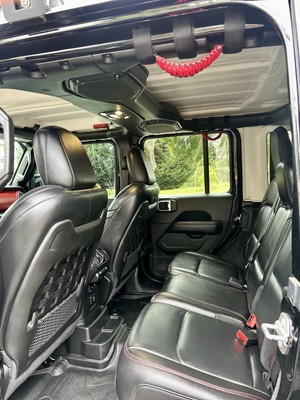 image 8 of interior