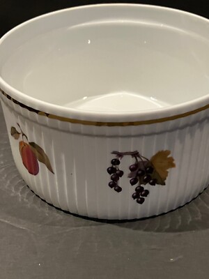 Royal Worcester Evesham Gold Baking/Casserole/Soufflé Dish/Serving Bowl 7 