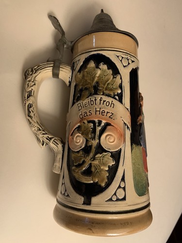 German Ceramic .5L Beer Stein Bei Trunk und Scherz/ bleibt Froh das Herz Lidded