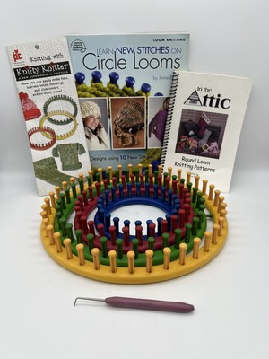 Knifty Knitter Set of 4 Round Looms Provo Craft Creativity 11  9  7  5 + 3 BOOKS