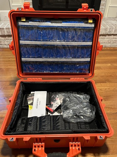 【PELICAN】 1600 PROTECTOR CASE / ORANGE Pelican 1600 Case, Orange
