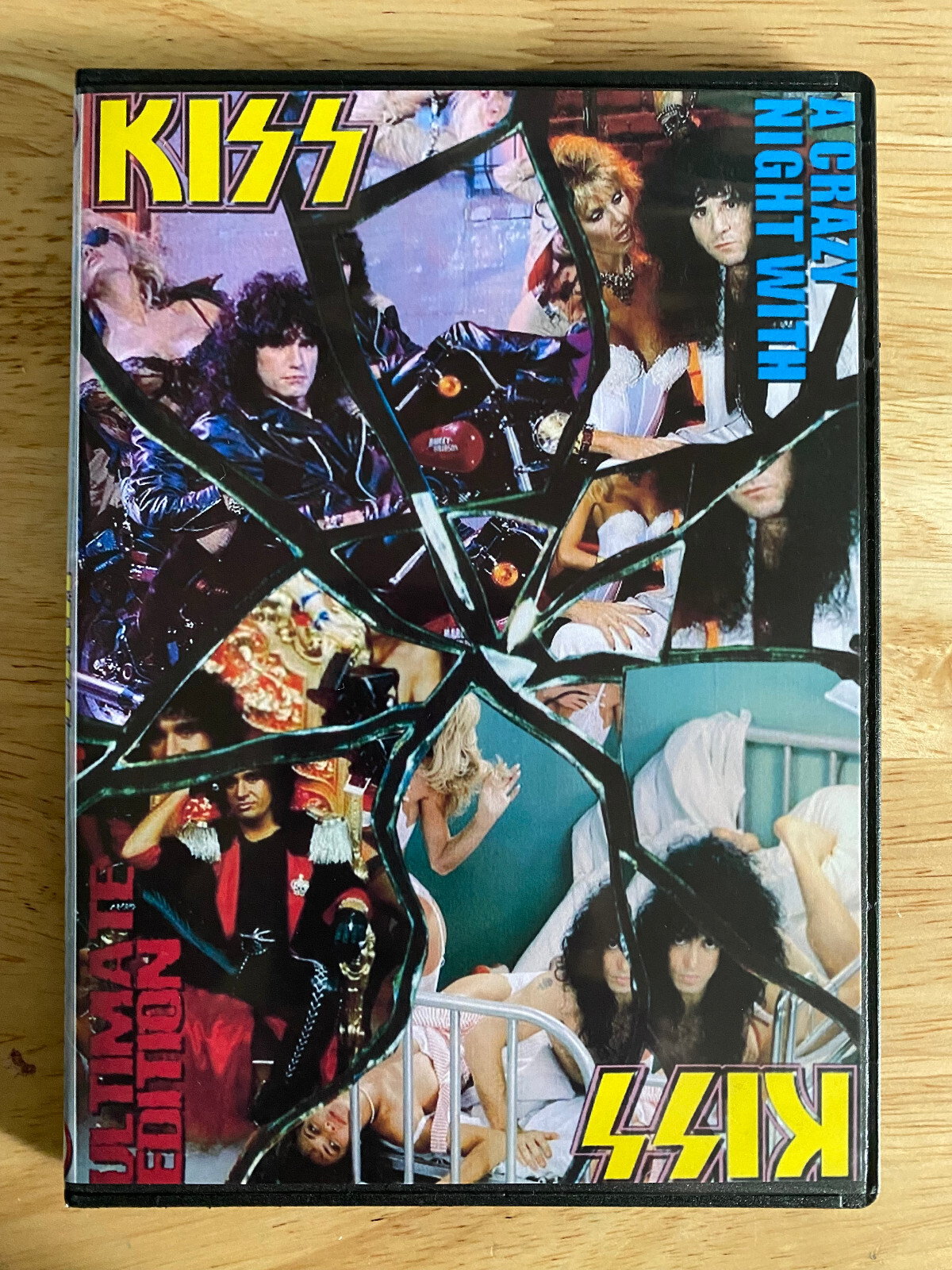 KISS - Crazy Night in Tokyo 1988 Live DVD Gene Simmons Paul KISS - Crazy Night in Tokyo 1988 Live DVD Gene Simmons Paul