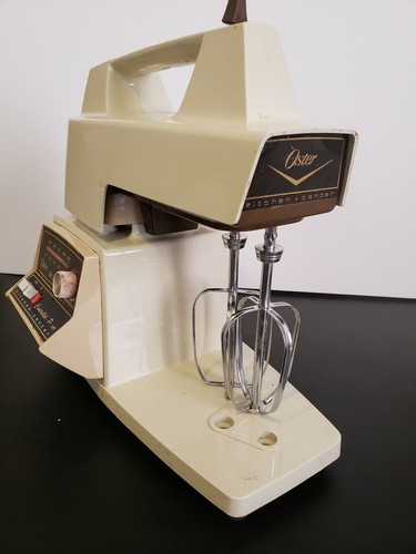Vintage Yellow 10 Speed Oster Regency Kitchen Center Blender/Mixer Works 100%