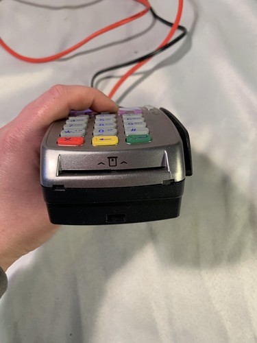 Verifone vx520 credit card w/ chip reader ~ includes power adapter