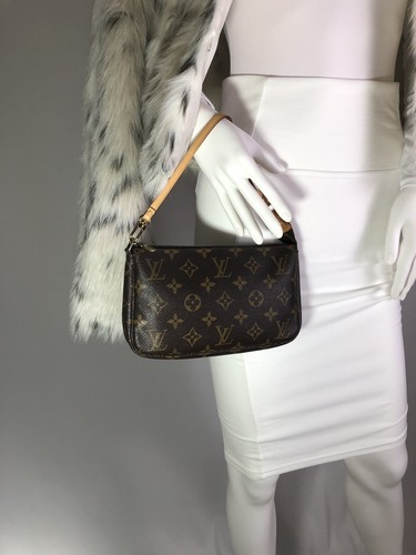 Authentic Louis Vuitton Monogram Pochette Accessories Pouch Hand Bag: US Seller