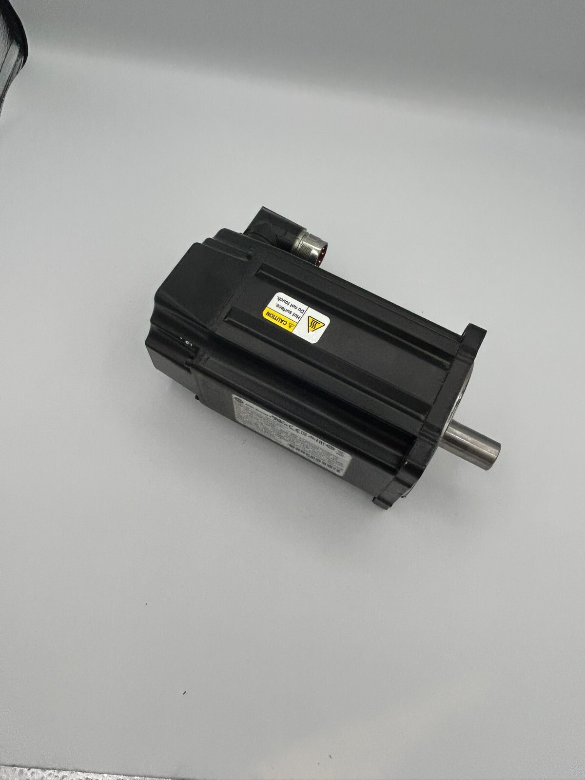 Allen-Bradley VPL-B1153F-PJ12AA 480V Servo Motor | eBay Allen-Bradley VPL-B1153F-PJ12AA 480V Servo Motor | eBay