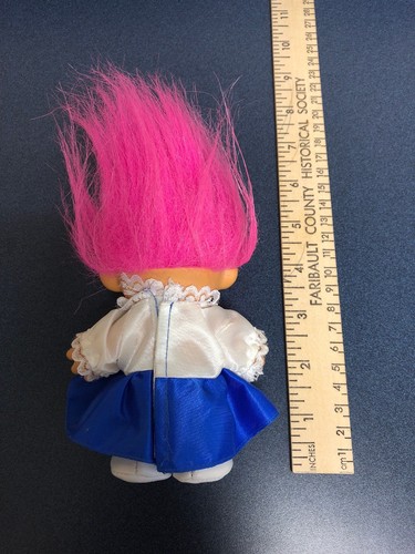 Jewish Hanukah Troll RUSS Doll Star Of David Dress Vintage with pink hair